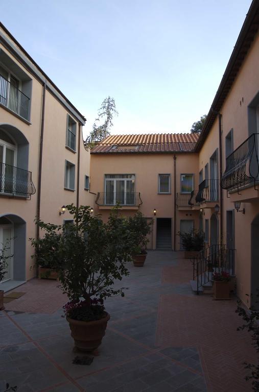 אפרטהוטל פירנצה Palazzo Virginio מראה חיצוני תמונה